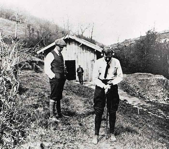 In 1912 Conrad Schlumberger, using very basic equipment, recorded the first map of equipotential curves in his Normandy estate near Caen.