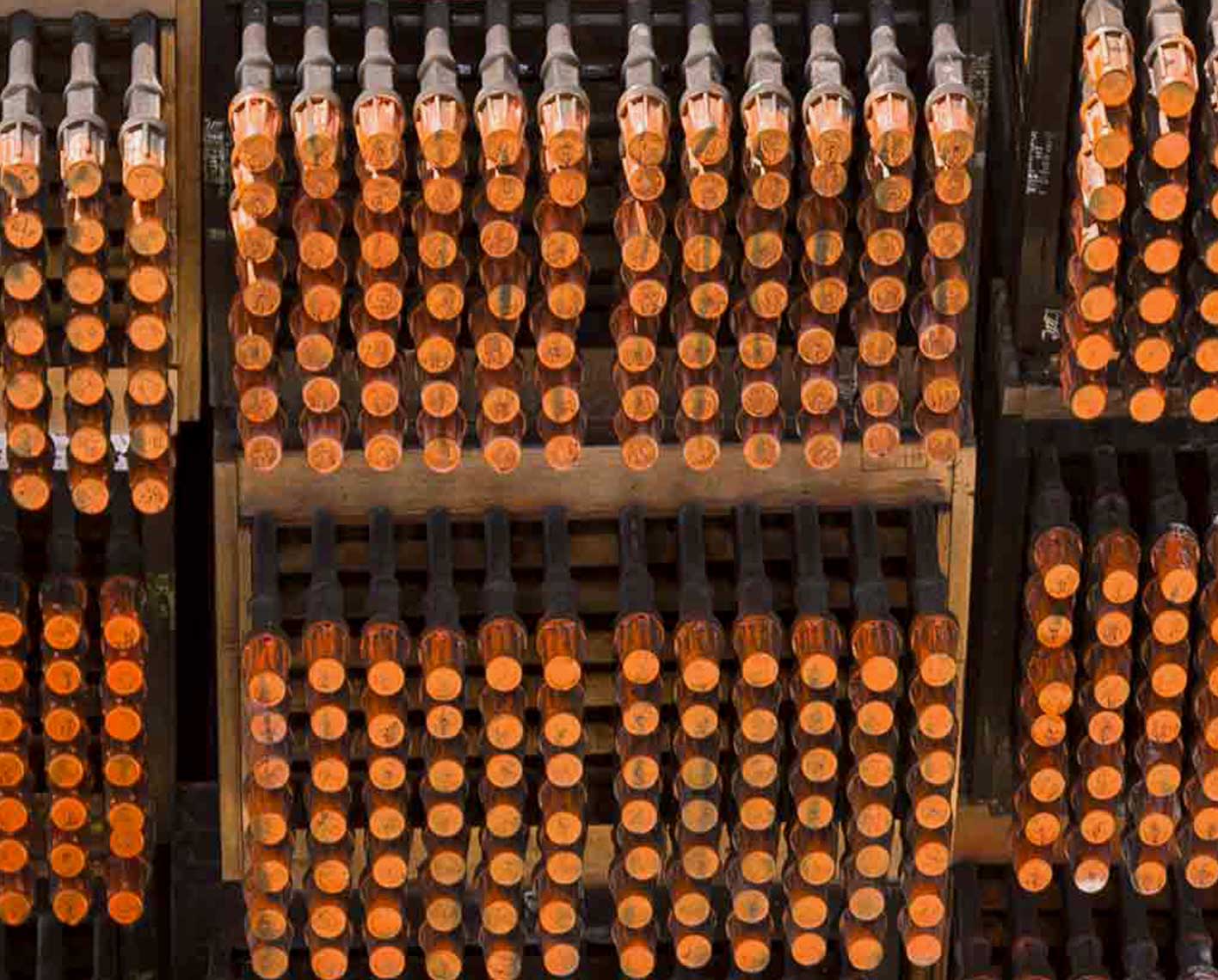 Downhole pumps