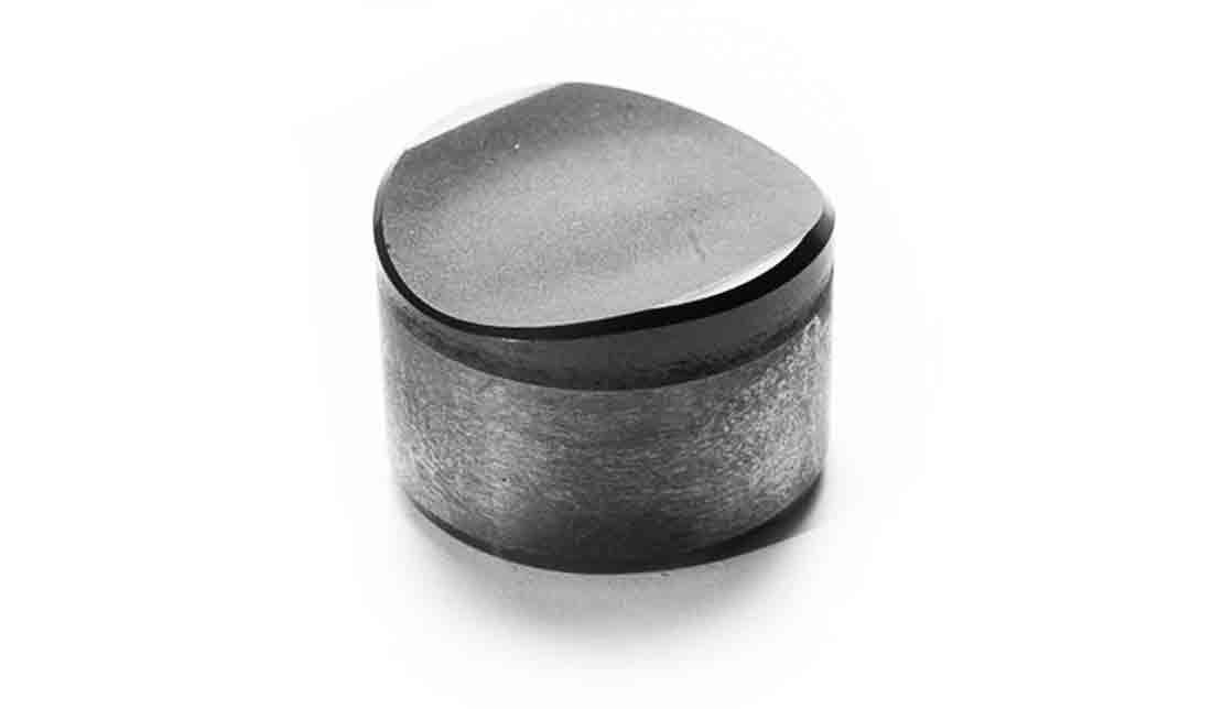 Hyper Hyperbolic Diamond Cutting Element