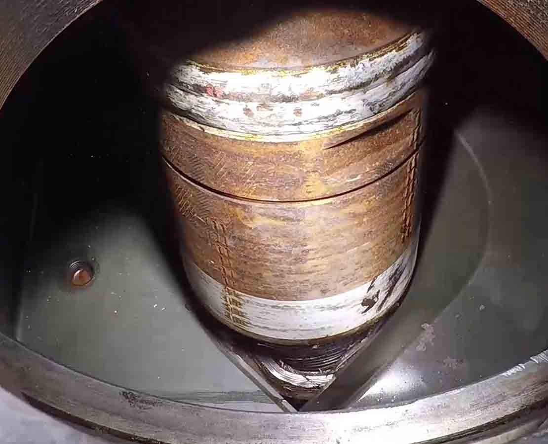 BroadShear ram shearing tool joint hardbanding in demonstration