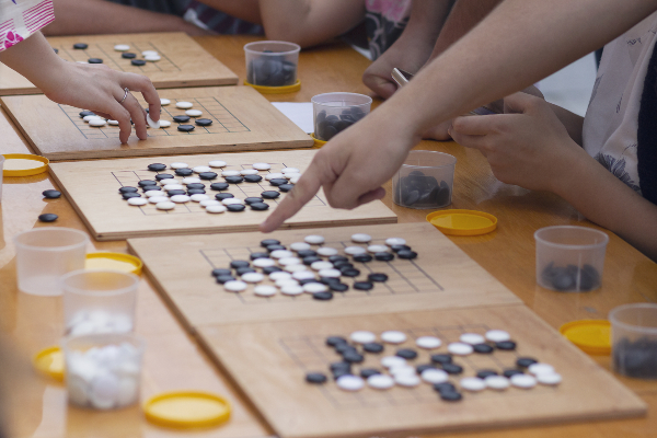 Go board game