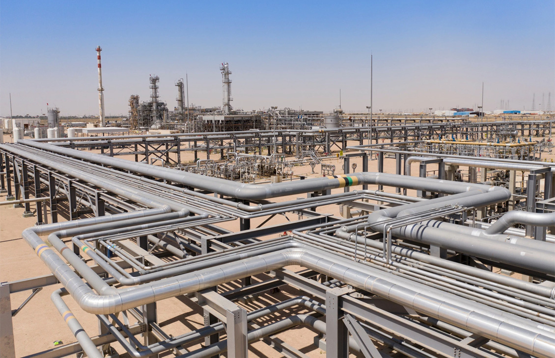 Symmetry Thermo - pipes in desert