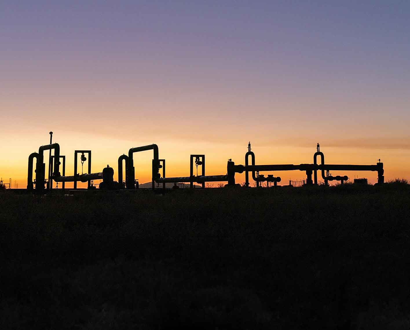 Geothermal wellhead system.