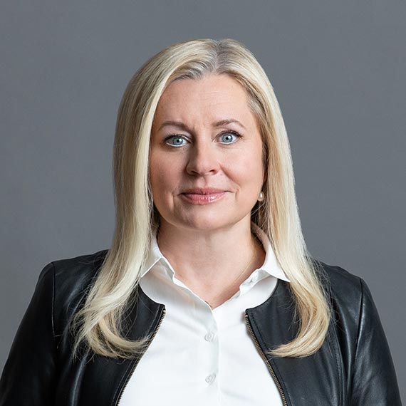 Photo of Katharina Beumelburg