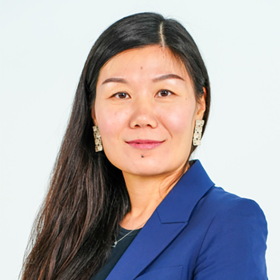 Li Dan Headshot
