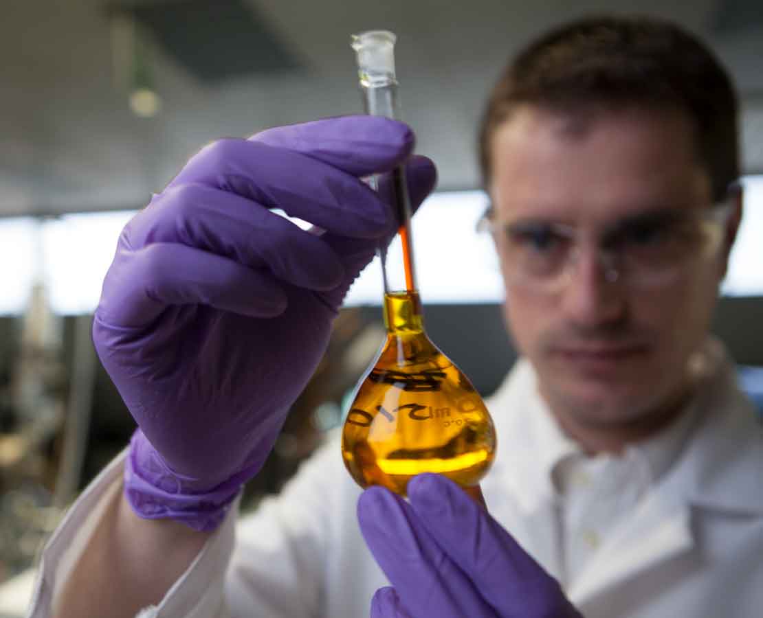 DEEPCLEAN spacer disperses invert emulsion fluids quickly