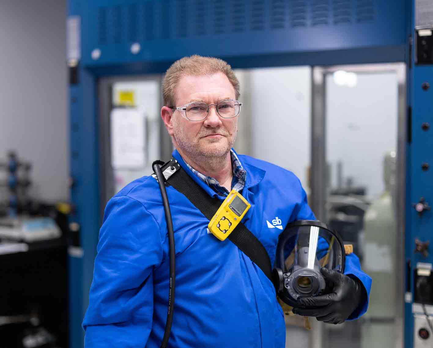 Photo of a man in PPE for H2S environment