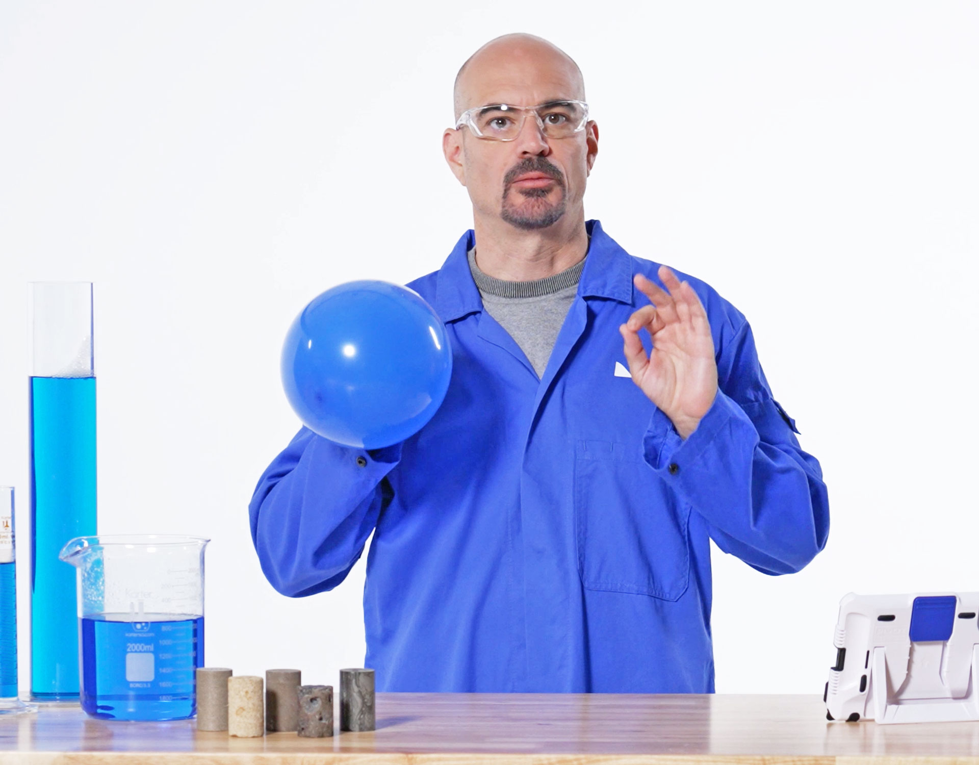 Rob For Science Figure Science Rob Video Series | SLB