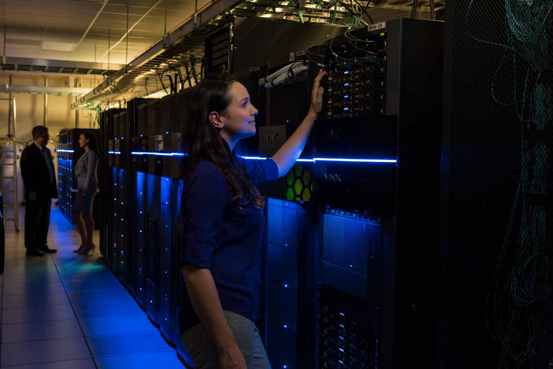 Earth model building services