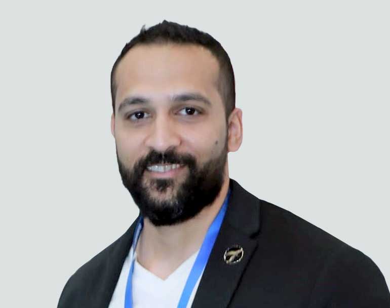 Abdul Muqtadir Khan.