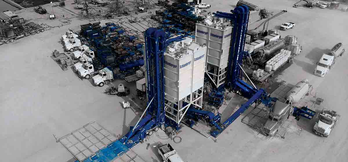 Part of the StimCommander automated stimulation delivery platform, the dual proppant delivery system manages the operation of two sets of silos.