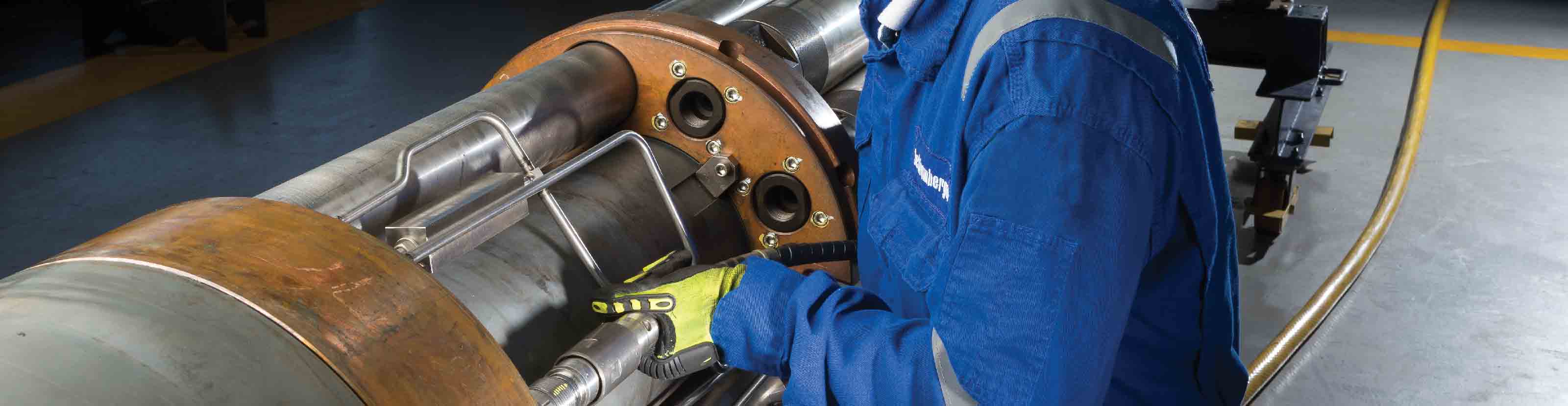 Man setting up a Sentree 7 unit.