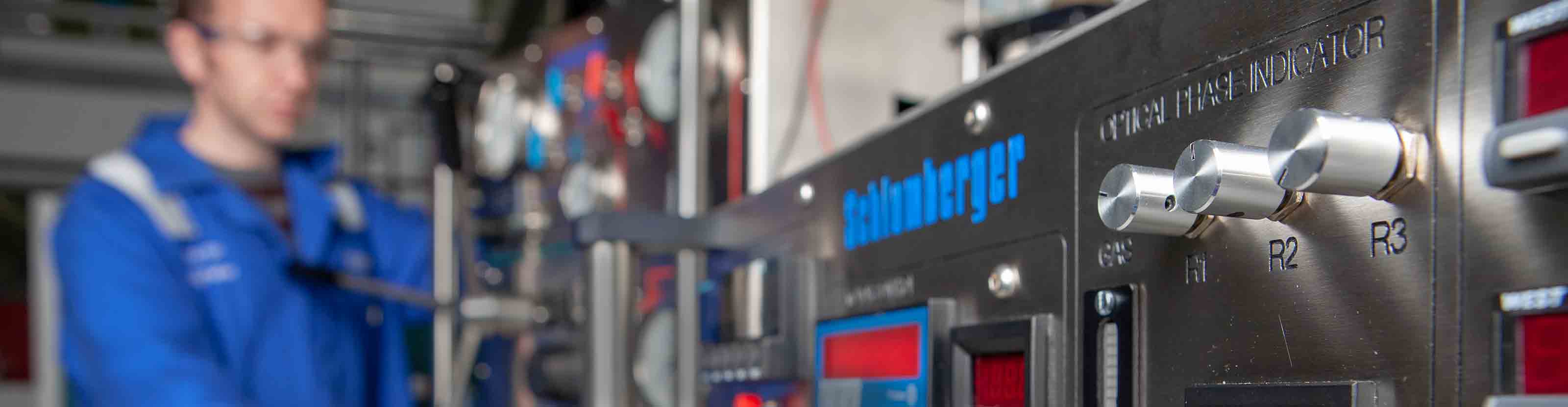 operator using clean phase well test separator