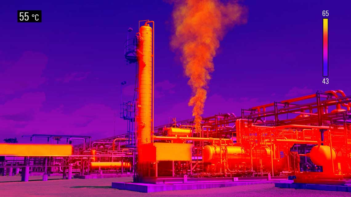 Processing plant with an infrared filter showing the fugitive emissions